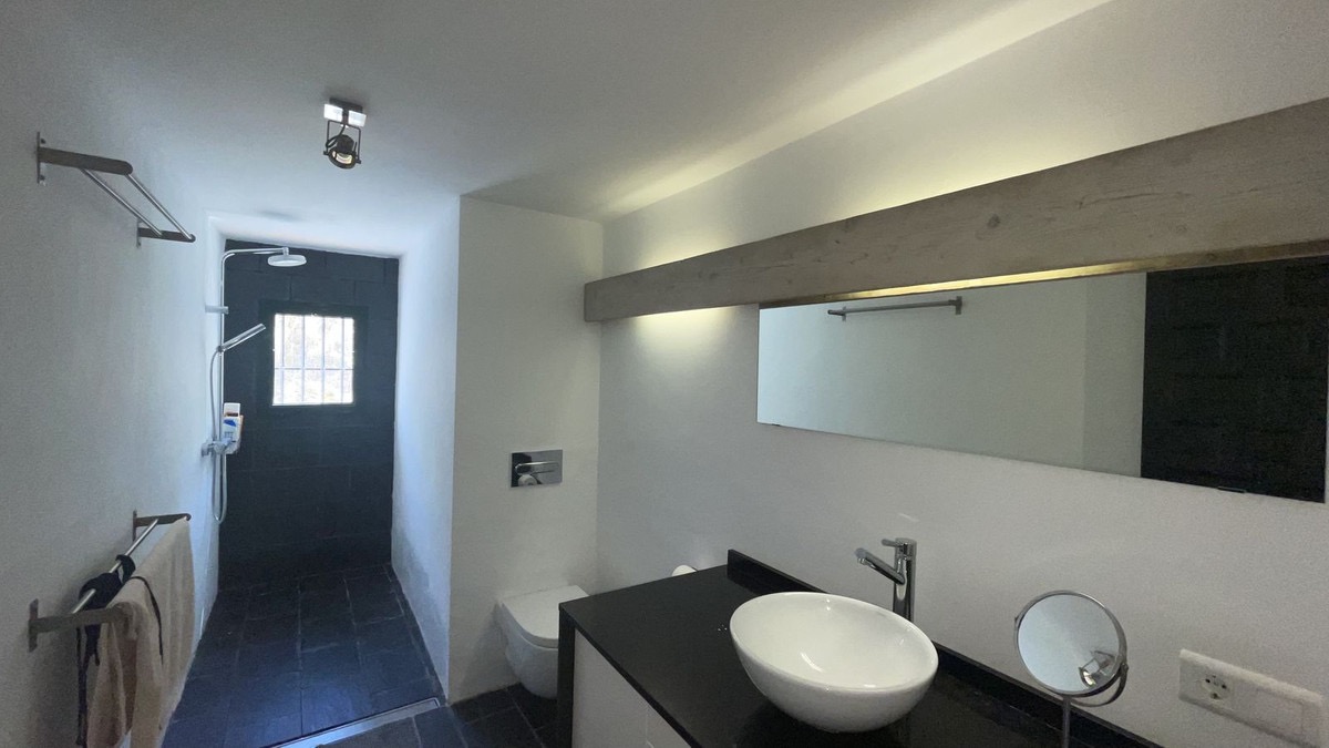 Exclusive villa in the country side of Canillas de Aceituno