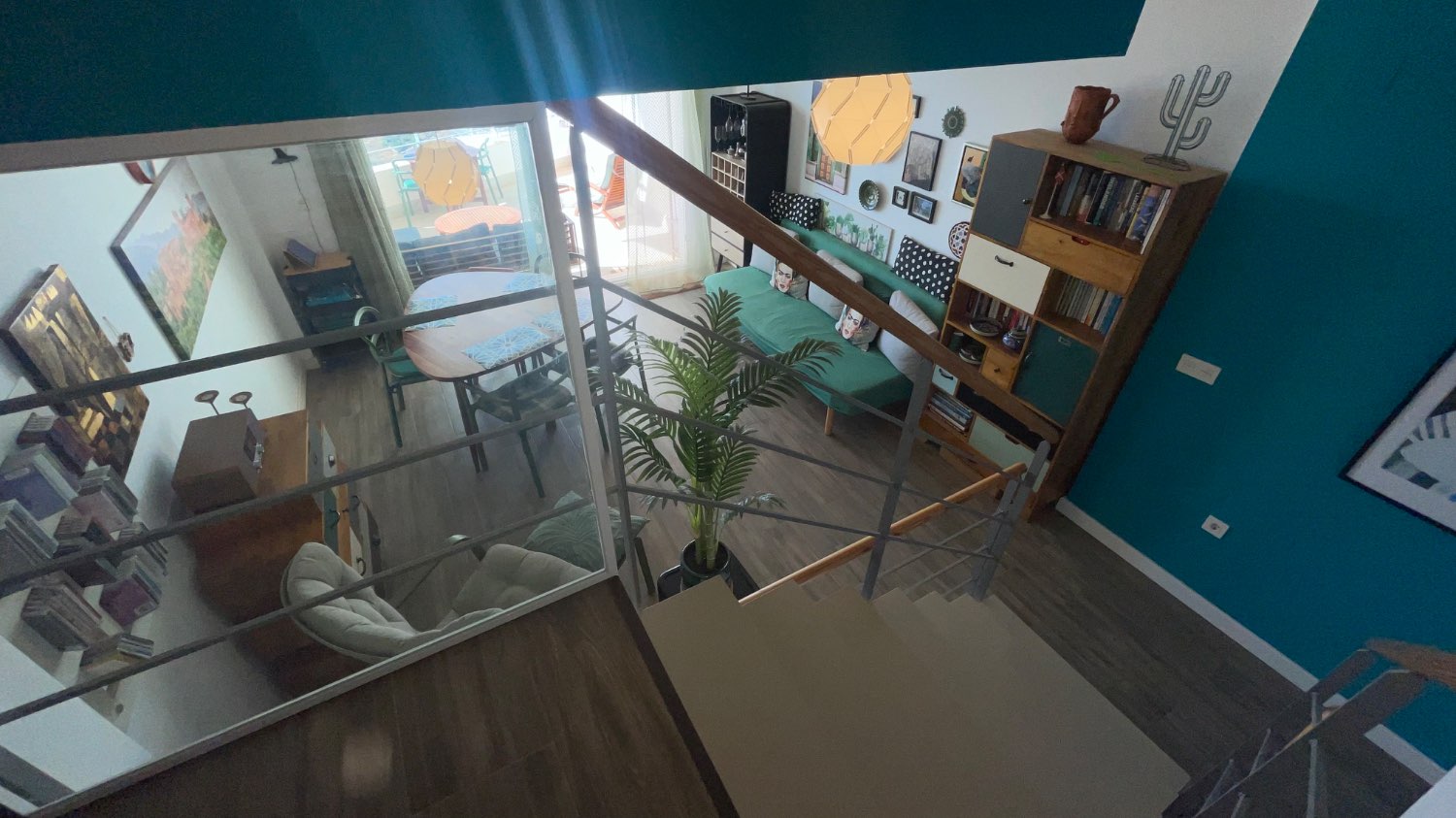 immaculate townhouse with panoramic sea views