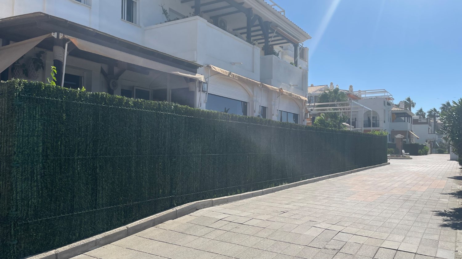 Frontline ground floor apartment of 170m2